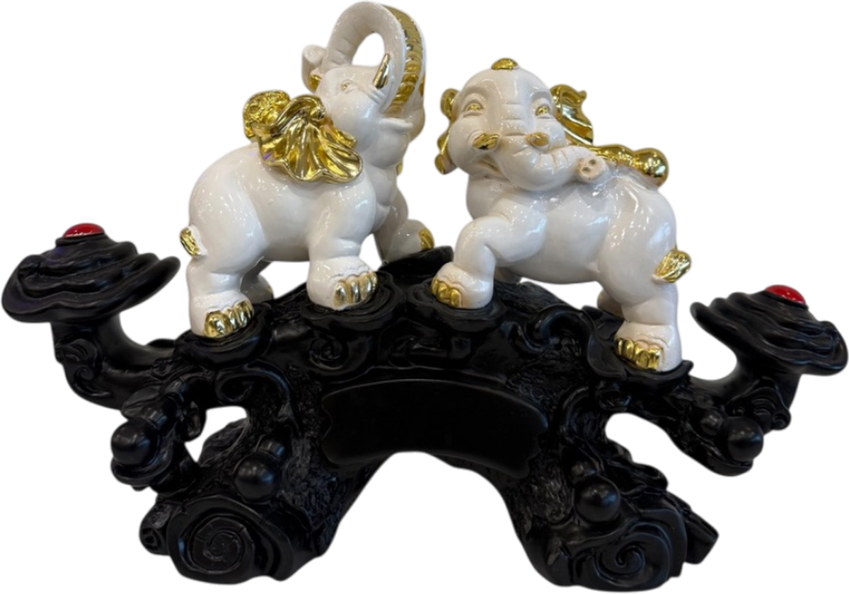 Decorative elephant figurine